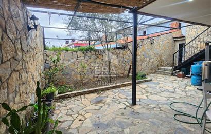  AYVALIK KÜÇÜKKÖY’DE TAMAMEN RESTORE EDİLMİŞ, BAHÇELİ TAŞ EV