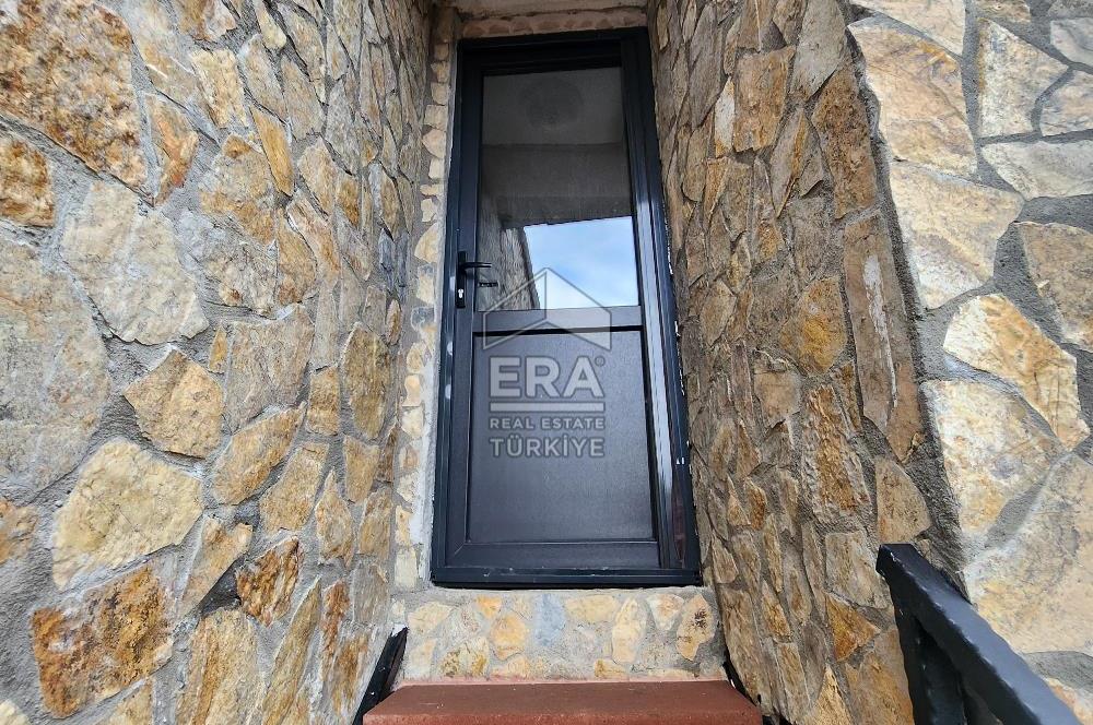  AYVALIK KÜÇÜKKÖY’DE TAMAMEN RESTORE EDİLMİŞ, BAHÇELİ TAŞ EV