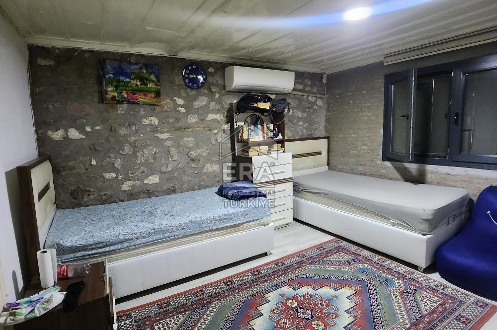  AYVALIK KÜÇÜKKÖY’DE TAMAMEN RESTORE EDİLMİŞ, BAHÇELİ TAŞ EV