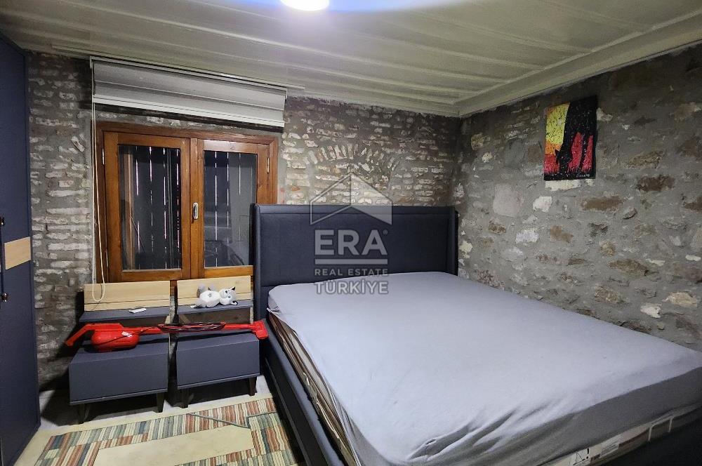  AYVALIK KÜÇÜKKÖY’DE TAMAMEN RESTORE EDİLMİŞ, BAHÇELİ TAŞ EV