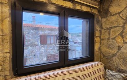  AYVALIK KÜÇÜKKÖY’DE TAMAMEN RESTORE EDİLMİŞ, BAHÇELİ TAŞ EV