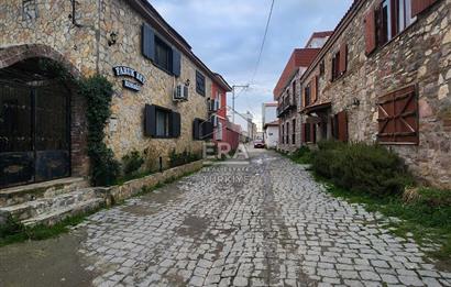  AYVALIK KÜÇÜKKÖY’DE TAMAMEN RESTORE EDİLMİŞ, BAHÇELİ TAŞ EV