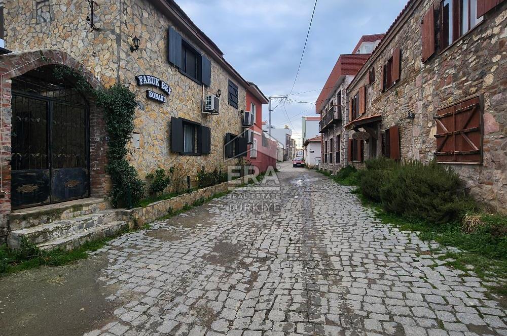  AYVALIK KÜÇÜKKÖY’DE TAMAMEN RESTORE EDİLMİŞ, BAHÇELİ TAŞ EV