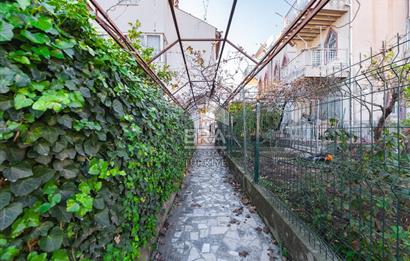 Antalya Kepez Şelale Sitesinde Satılık 5+2 250m² Tripleks Villa