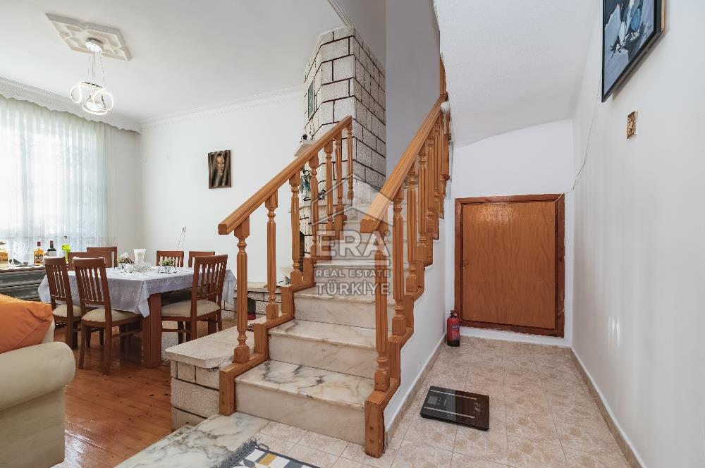 Antalya Kepez Şelale Sitesinde Satılık 5+2 250m² Tripleks Villa