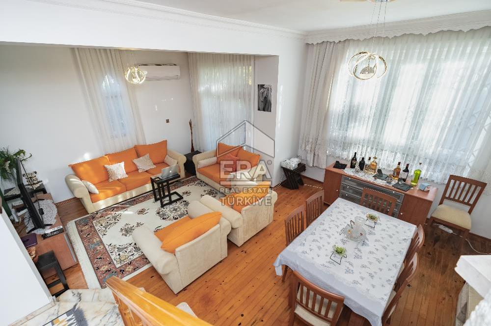 Antalya Kepez Şelale Sitesinde Satılık 5+2 250m² Tripleks Villa