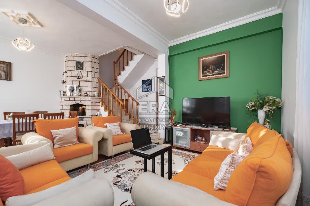 Antalya Kepez Şelale Sitesinde Satılık 5+2 250m² Tripleks Villa