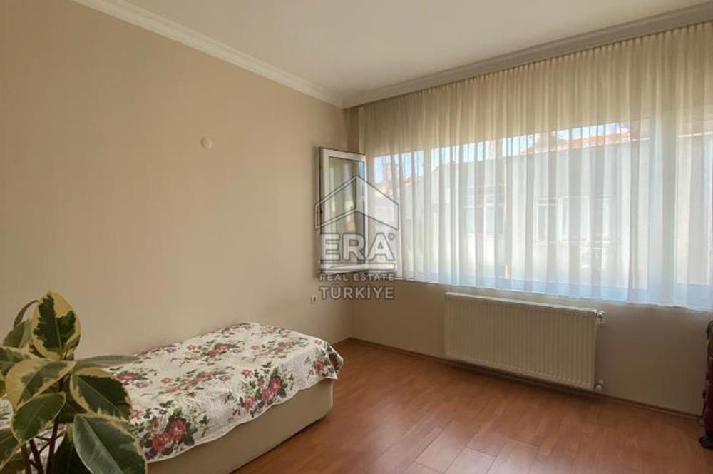 Konak Mithatpaşa Mahallesi 3+1 Satılık Daire