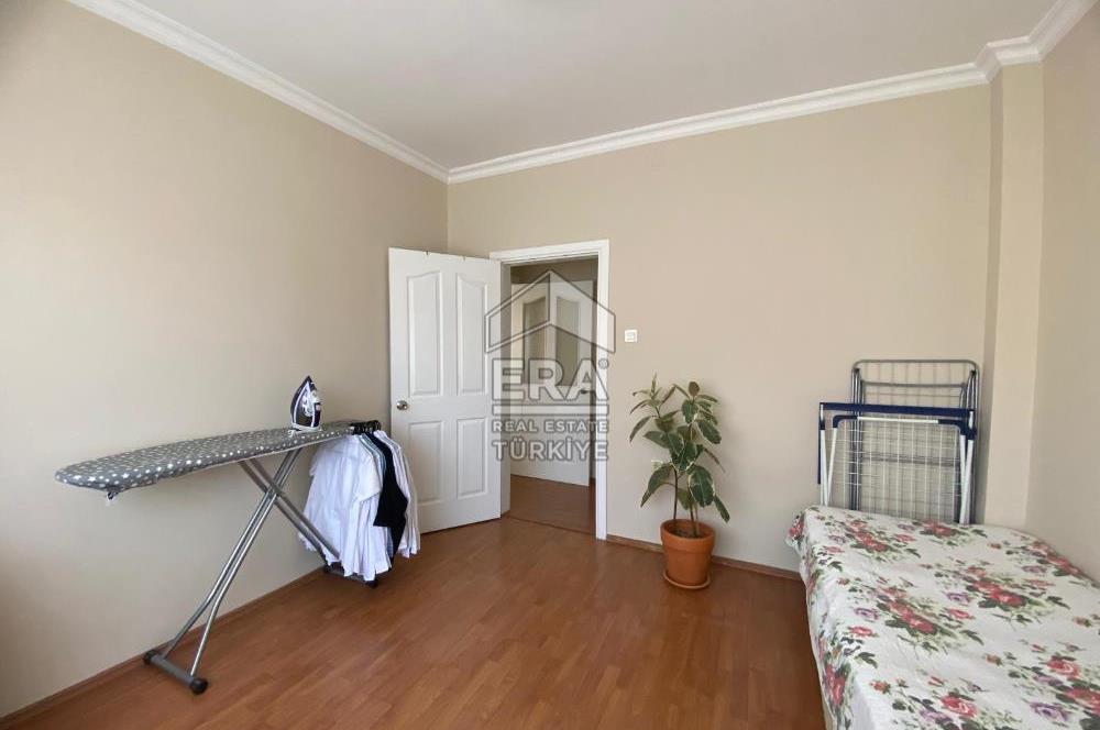 Konak Mithatpaşa Mahallesi 3+1 Satılık Daire