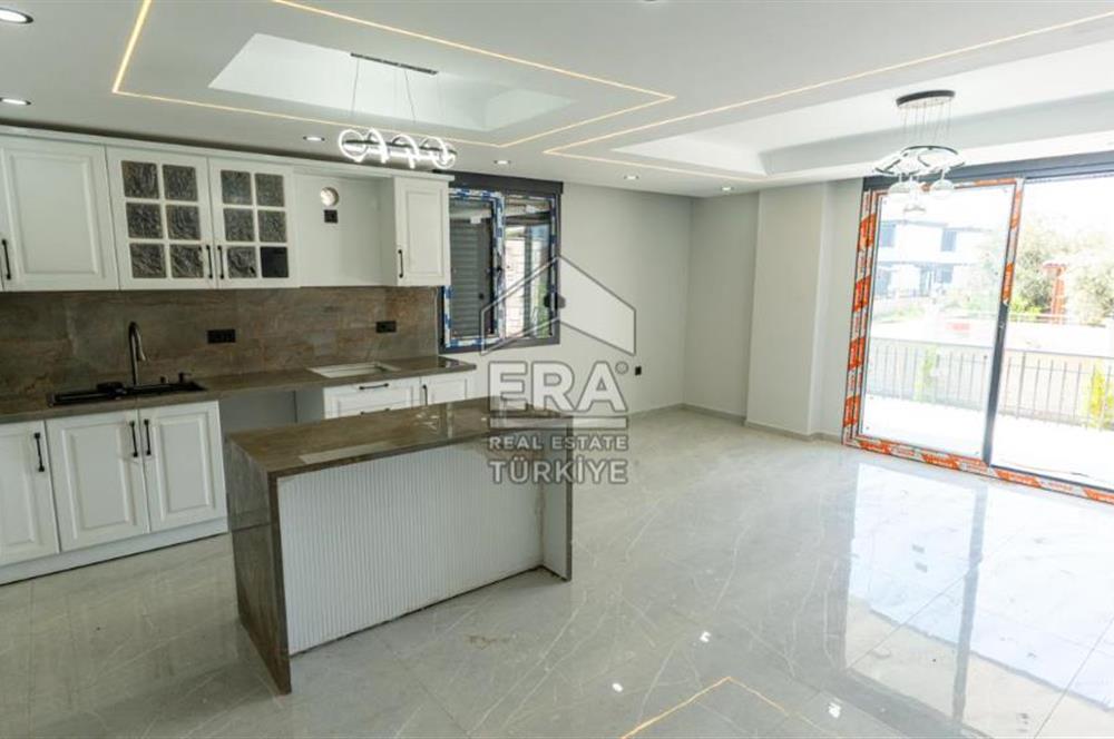 ERA ANGEL'dan Ayvalık Altınovada Deniz 300 mt.3+1 Satılık Villa