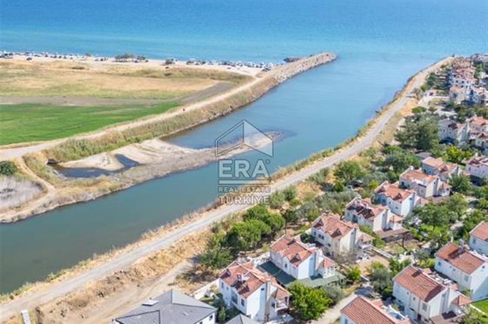 ERA ANGEL'dan Ayvalık Altınovada Deniz 300 mt.3+1 Satılık Villa