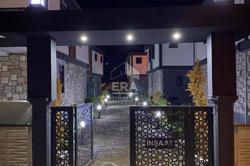 ERA ANGEL'dan Ayvalık Altınovada Deniz 300 mt.3+1 Satılık Villa