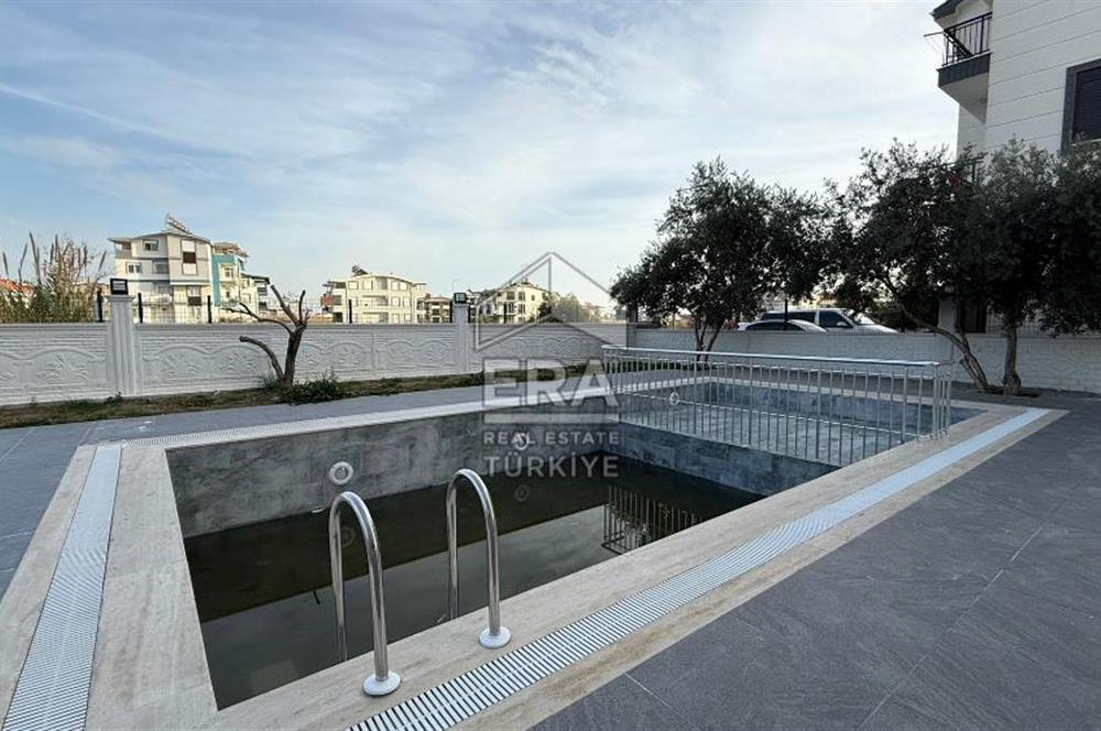 MANAVGAT ILICA'DA HAVUZLU ASANSÖRLÜ SIFIR KİRALIK 1+1 DAİRE