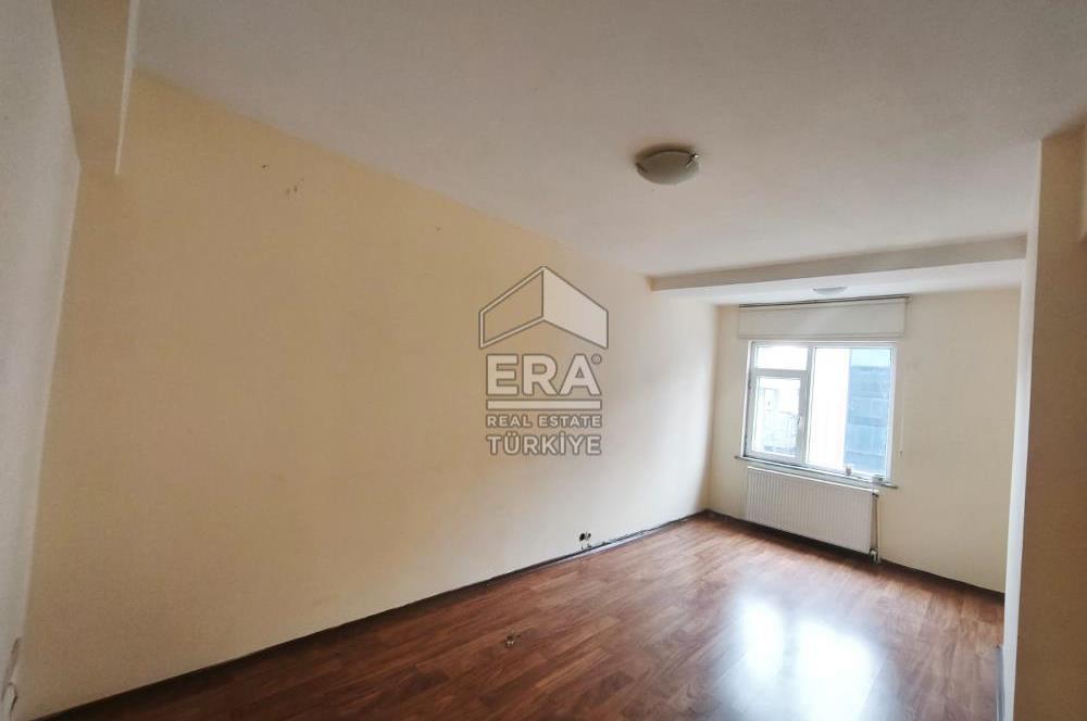 KÜÇÜKBAKKALKÖY PRESTİJ CAD. BAŞINDA İÇİ BAKIMLI FERAH OFİS