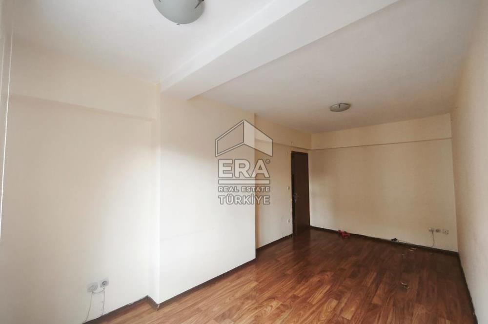 KÜÇÜKBAKKALKÖY PRESTİJ CAD. BAŞINDA İÇİ BAKIMLI FERAH OFİS