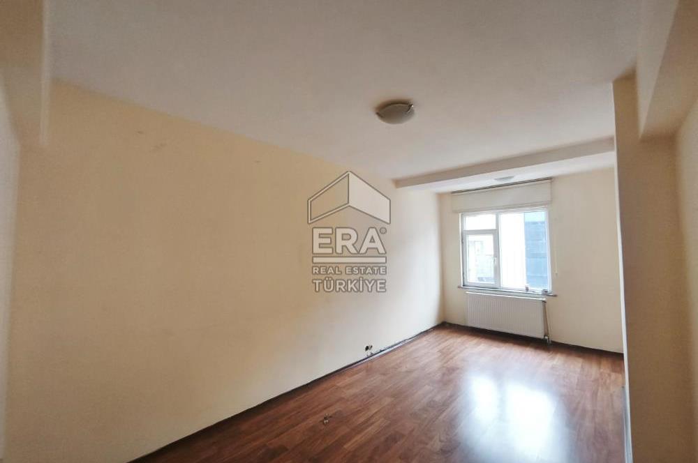 KÜÇÜKBAKKALKÖY PRESTİJ CAD. BAŞINDA İÇİ BAKIMLI FERAH OFİS