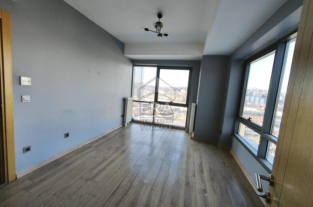 EVİM KADIKÖY RESIDANCE'TA 3+1 MAKSİMUM GÖRÜNÜRLÜKLÜ OFİS VEYA KONUT