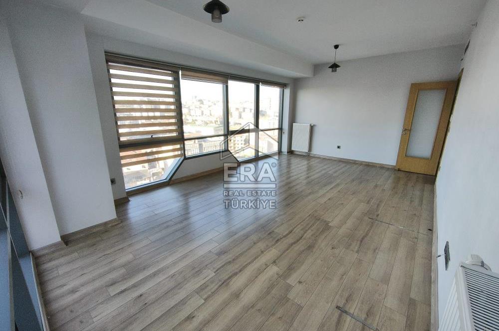 EVİM KADIKÖY RESIDANCE'TA 3+1 MAKSİMUM GÖRÜNÜRLÜKLÜ OFİS VEYA KONUT