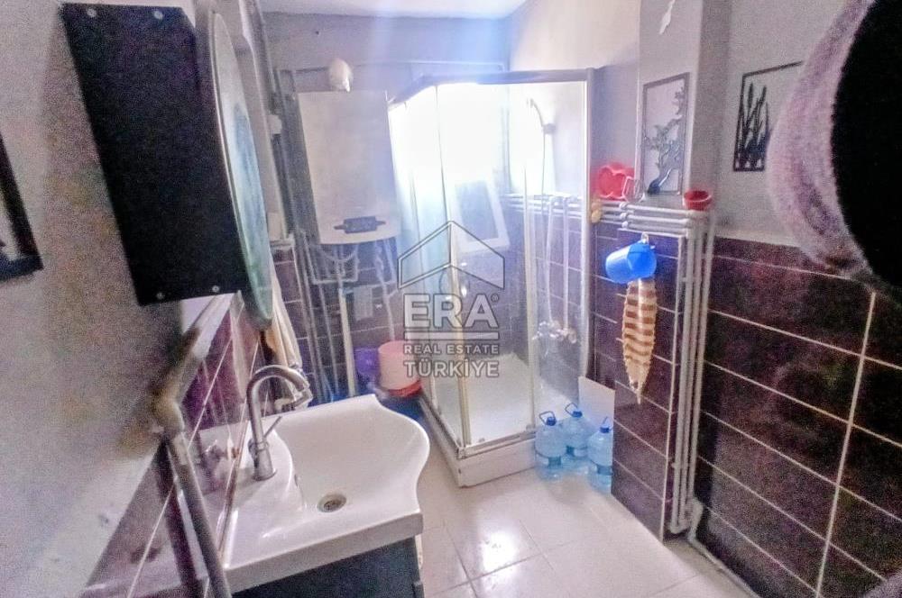 VALİDE ATİK'DE GENİŞ VE BAKIMLI 2+1 KİRALIK DAİRE 