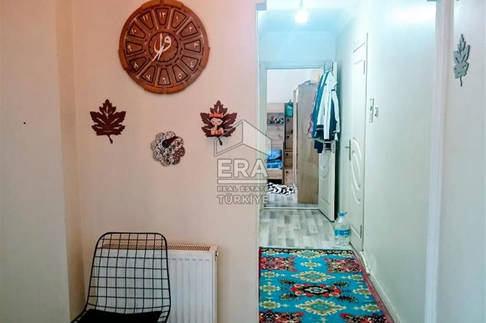 VALİDE ATİK'DE GENİŞ VE BAKIMLI 2+1 KİRALIK DAİRE 