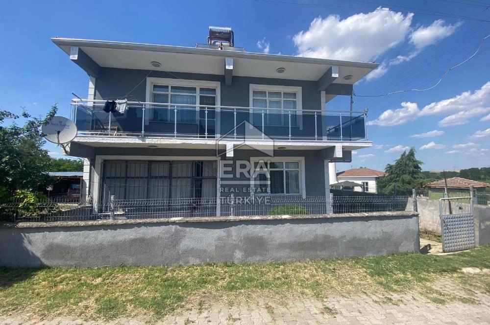 Edirne Köşen Köyünde Kapalı Garajlı 2 Katlı Müstakil Ev