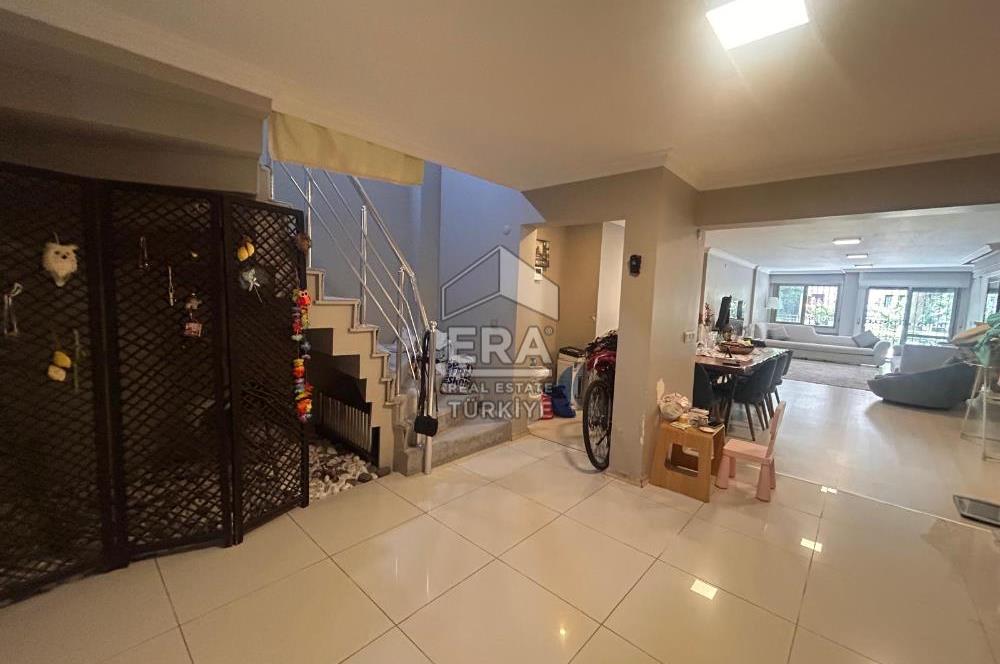 Bostanlı Merkez Satılık Dubleks Bahçe Katı