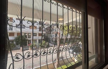 Bostanlı Merkez Satılık Dubleks Bahçe Katı