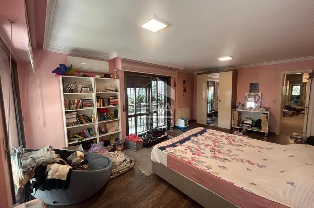 Bostanlı Merkez Satılık Dubleks Bahçe Katı