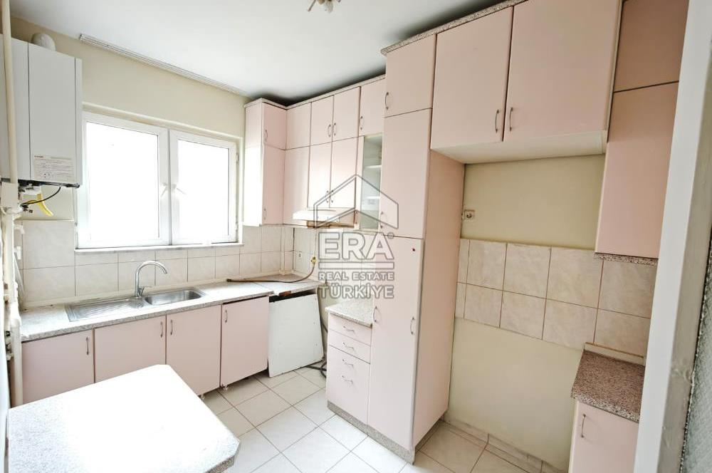 ÜSKÜDAR ZEYNEP KAMİLDE GENİŞ 2+1 KİRALIK DAİRE
