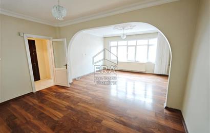 ÜSKÜDAR ZEYNEP KAMİLDE GENİŞ 2+1 KİRALIK DAİRE