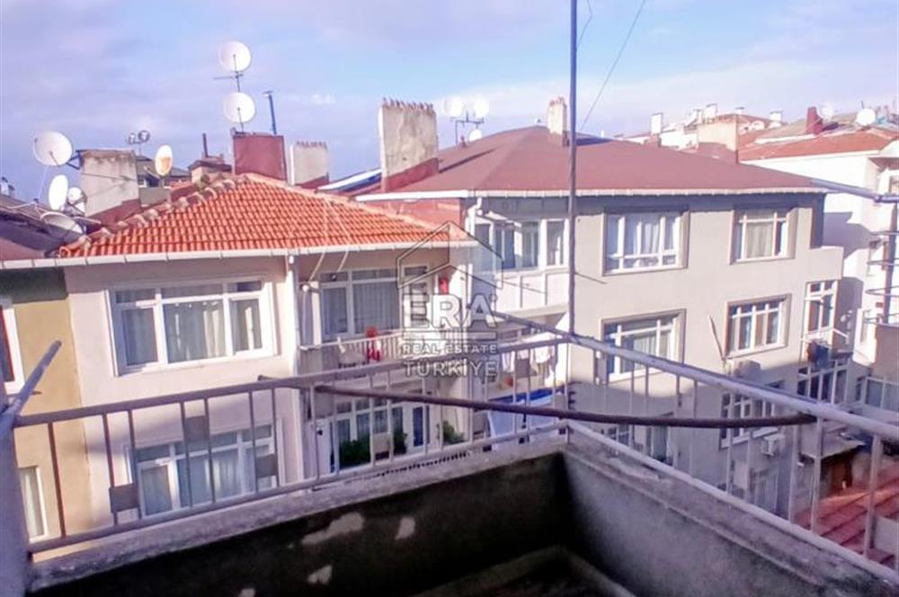 VALİDE ATİK'DE GENİŞ VE BAKIMLI 2+1 KİRALIK DAİRE 