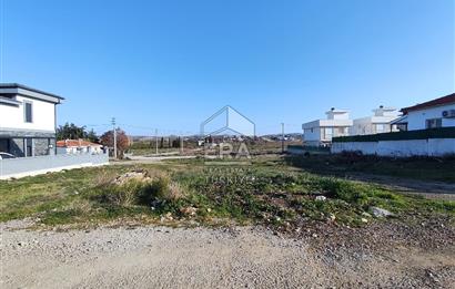 SEFERİHİSAR'DA 300 M2 İMARLI SATILIK ARSA