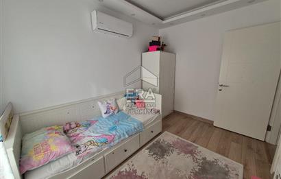 ÇEŞME YALIDA DENİZE YÜRÜME MESAFESİNDE HAVUZLU 4+1 VİLLA