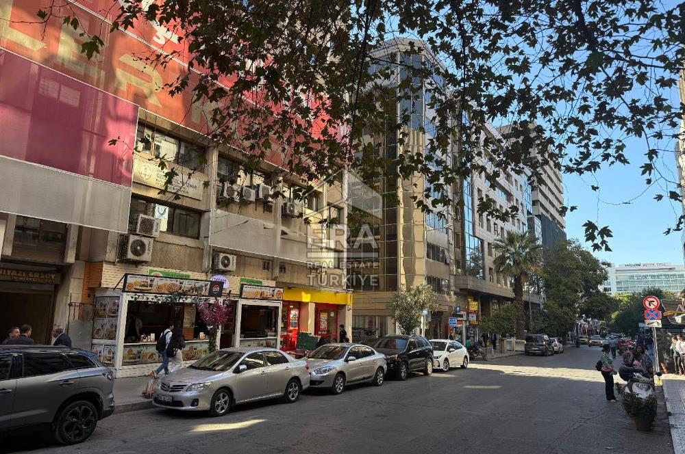 ŞAİR EŞREF BULVARI ÜZERİNDE 1297 M2 OFİS KATI