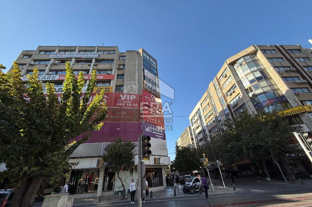 ŞAİR EŞREF BULVARI ÜZERİNDE 1297 M2 OFİS KATI