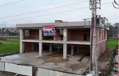 ERA KARAT Adapazarı Yenikent Yolunda Ticari Komple Kiralık Bina