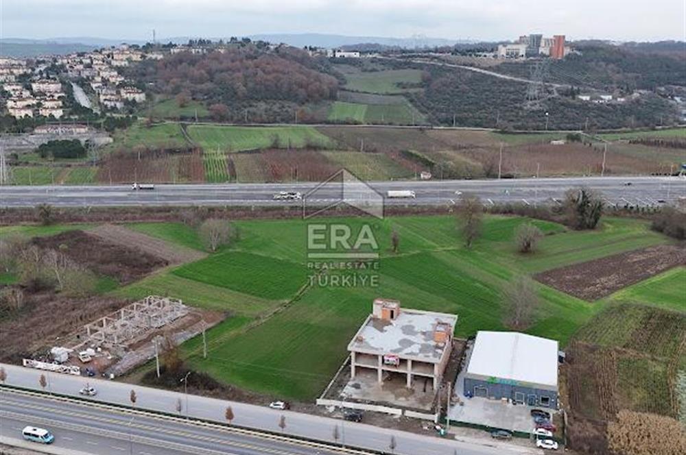 ERA KARAT Adapazarı Yenikent Yolunda Ticari Komple Kiralık Bina