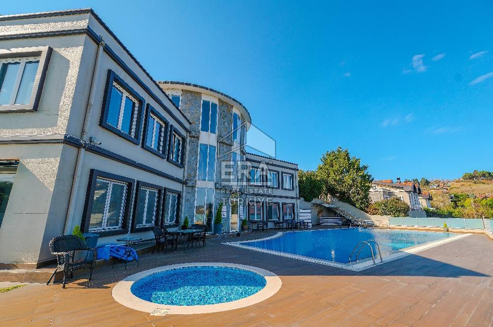 Uskumruköy Belkıs Konaklarında Sosyal Tesisli Müstakil Villa