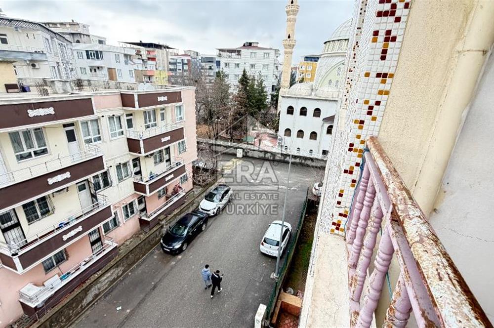 Şafak Mahallesi’nde kiralık ara kat 2 + 1