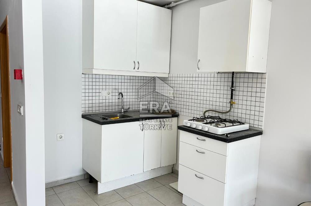 Zekeriyaköy çarşı da dubleks geniş teras lı ferah kiralık konut