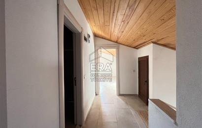 Datça Merkezde Yıllık Kiralık 3+1 Ayrı Mutfaklı 120m² Dubleks