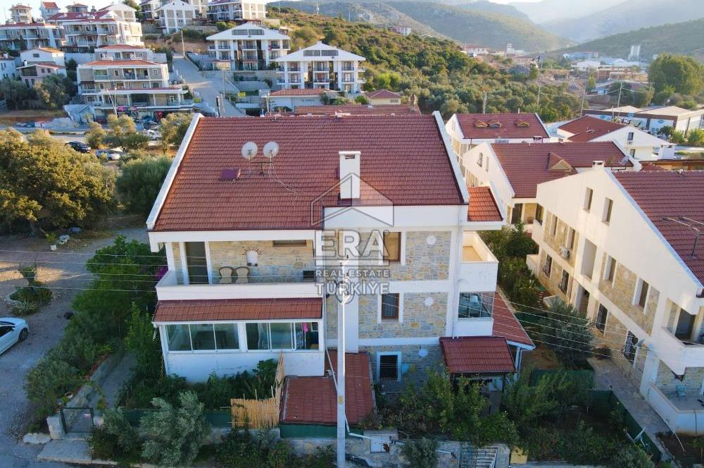 Datça Merkezde Yıllık Kiralık 3+1 Ayrı Mutfaklı 120m² Dubleks