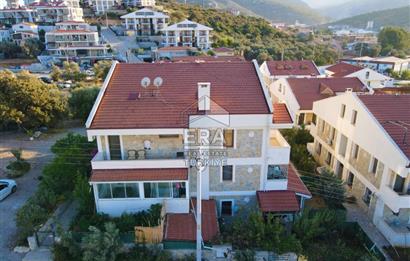 Datça Merkezde Yıllık Kiralık 3+1 Ayrı Mutfaklı 120m² Dubleks