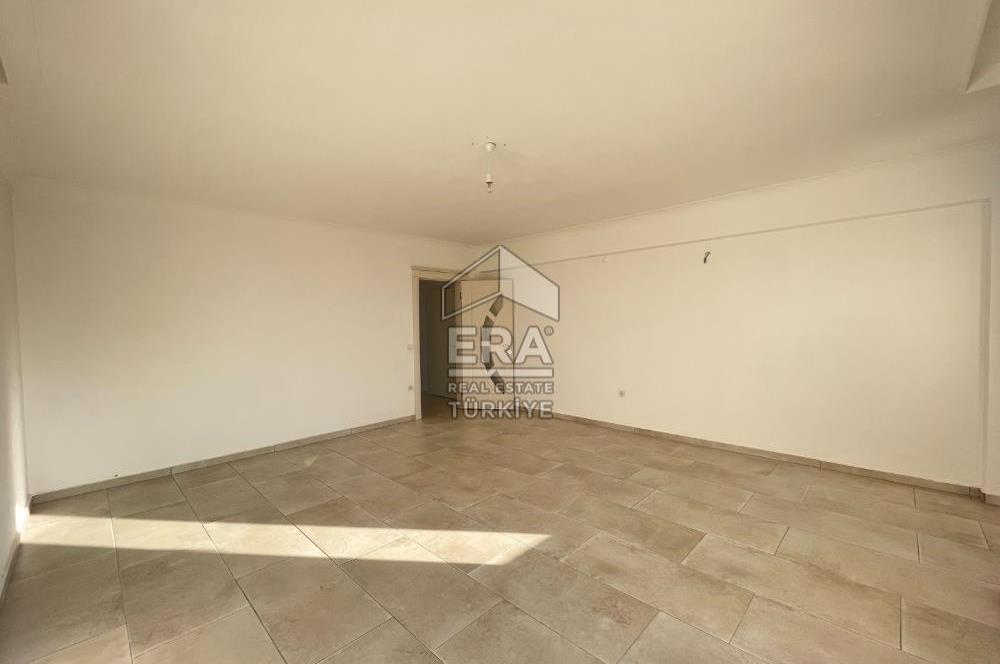 Datça Merkezde Yıllık Kiralık 3+1 Ayrı Mutfaklı 120m² Dubleks