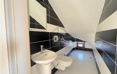 Datça Merkezde Yıllık Kiralık 3+1 Ayrı Mutfaklı 120m² Dubleks