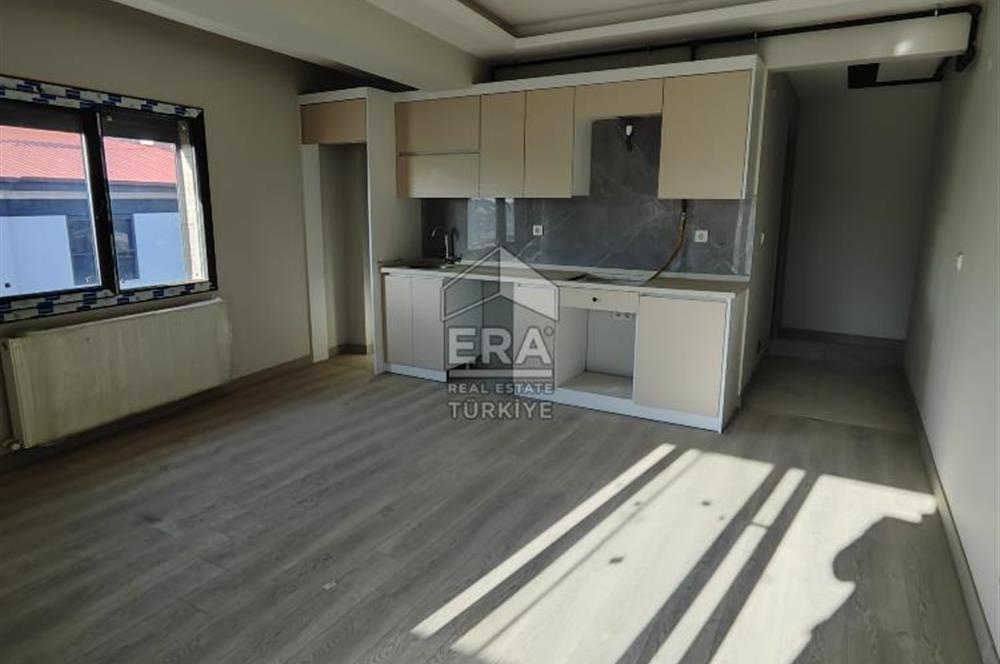 TORBALI MERKEZDE SIFIR BİNADA KİRALIK 1+1 DAİRELER