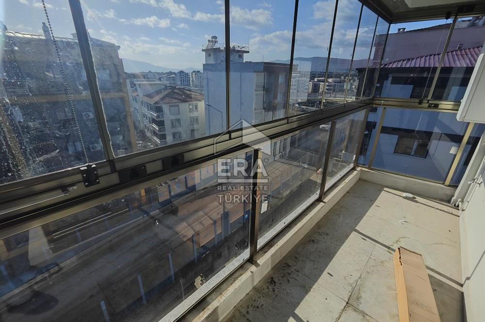 TORBALI MERKEZDE SIFIR BİNADA KİRALIK 1+1 DAİRELER