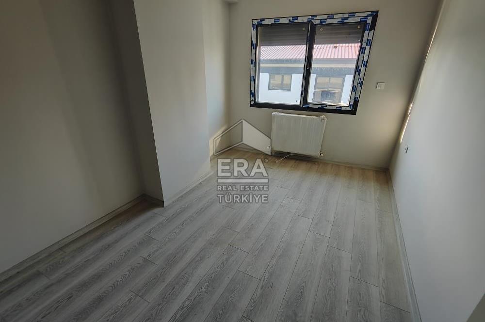 TORBALI MERKEZDE SIFIR BİNADA KİRALIK 1+1 DAİRELER