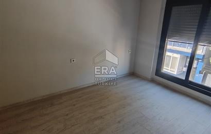 İZBANA YÜRÜME MESAFESİNDE SİFİR BİNADA KİRALİK 1+1 DAİRELER