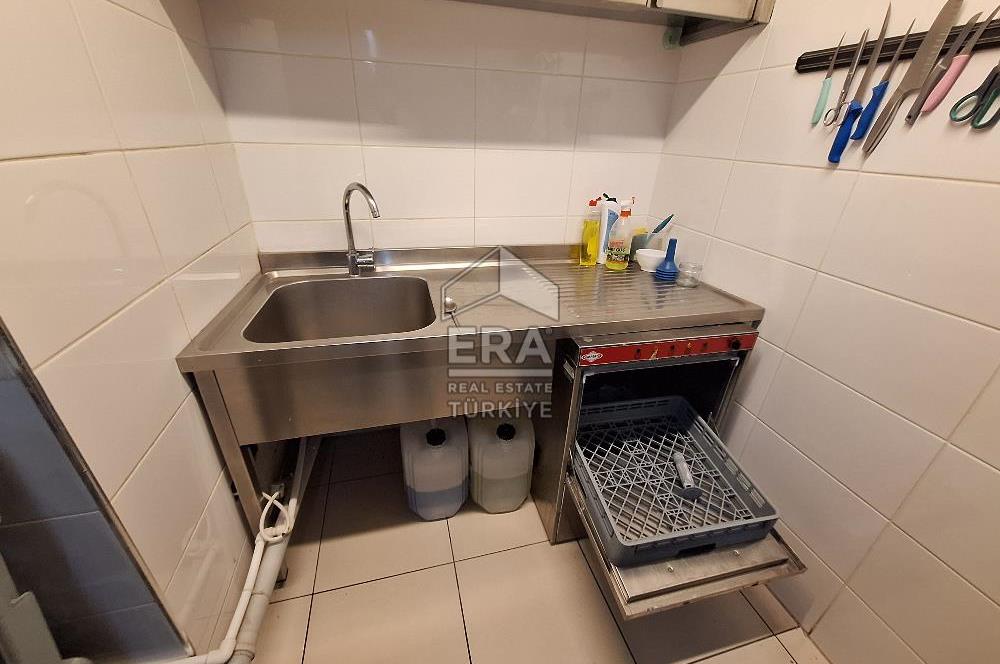 Ataşehir’de Satılık Dükkan 